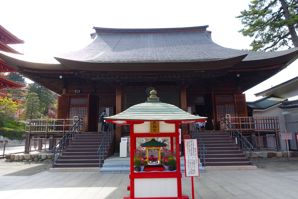 高幡不動尊　薬師堂