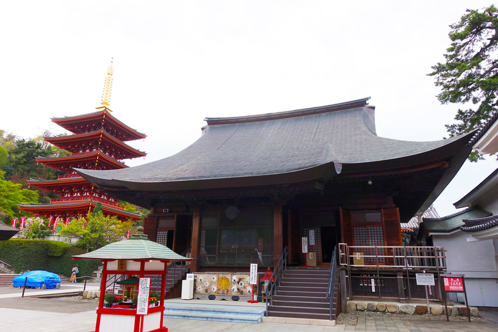 高幡不動尊　薬師堂